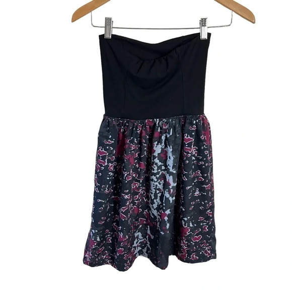 Aqua Strapless Mini Dress Size XS Abstract Pattern Fit and Flare Casual Short - Picture 2 of 6